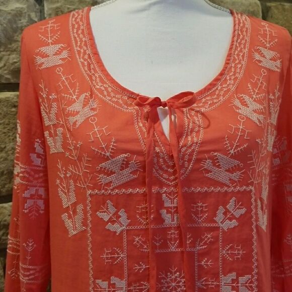 𝅺Monoreno coral with white embroidered blouse size small long sleeve & tie - Picture 1 of 7